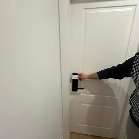 Urban Charm With Balcony Appartement